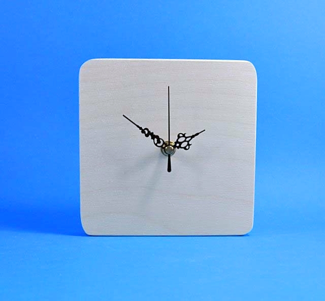 Dřevěné hodiny - ČTVEREC (20x20cm)