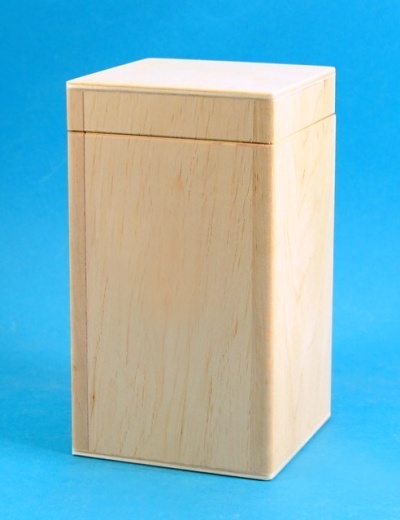 Dřevěná krabička s magnetem  (16x9x9cm)