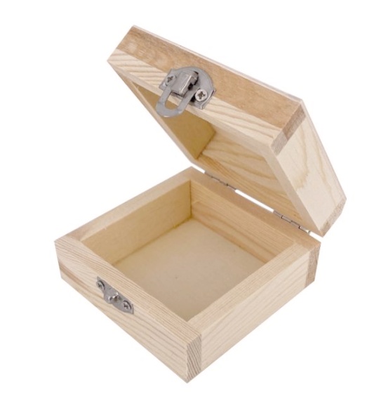 Dřevěná krabička stříbrné kování (7,5x7,5x4cm)