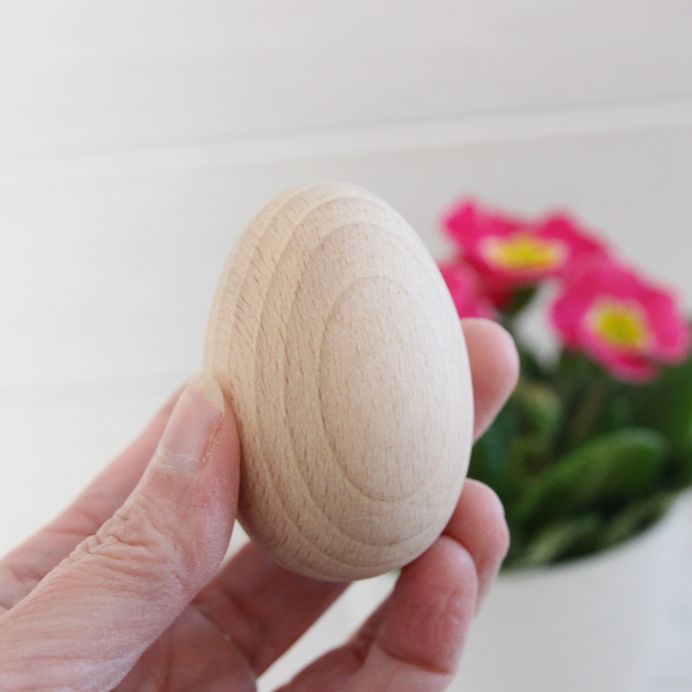 Dřevěné vajíčko, výška 6,5 cm