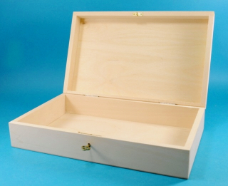 Dřevěná krabička zamykací S KLÍČKEM  (30x18,5cm.)